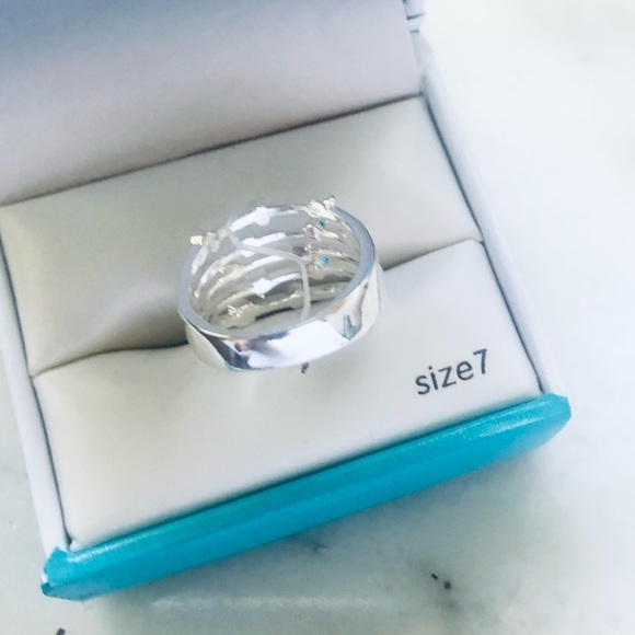 Silver Ring - Picture 2 of 2